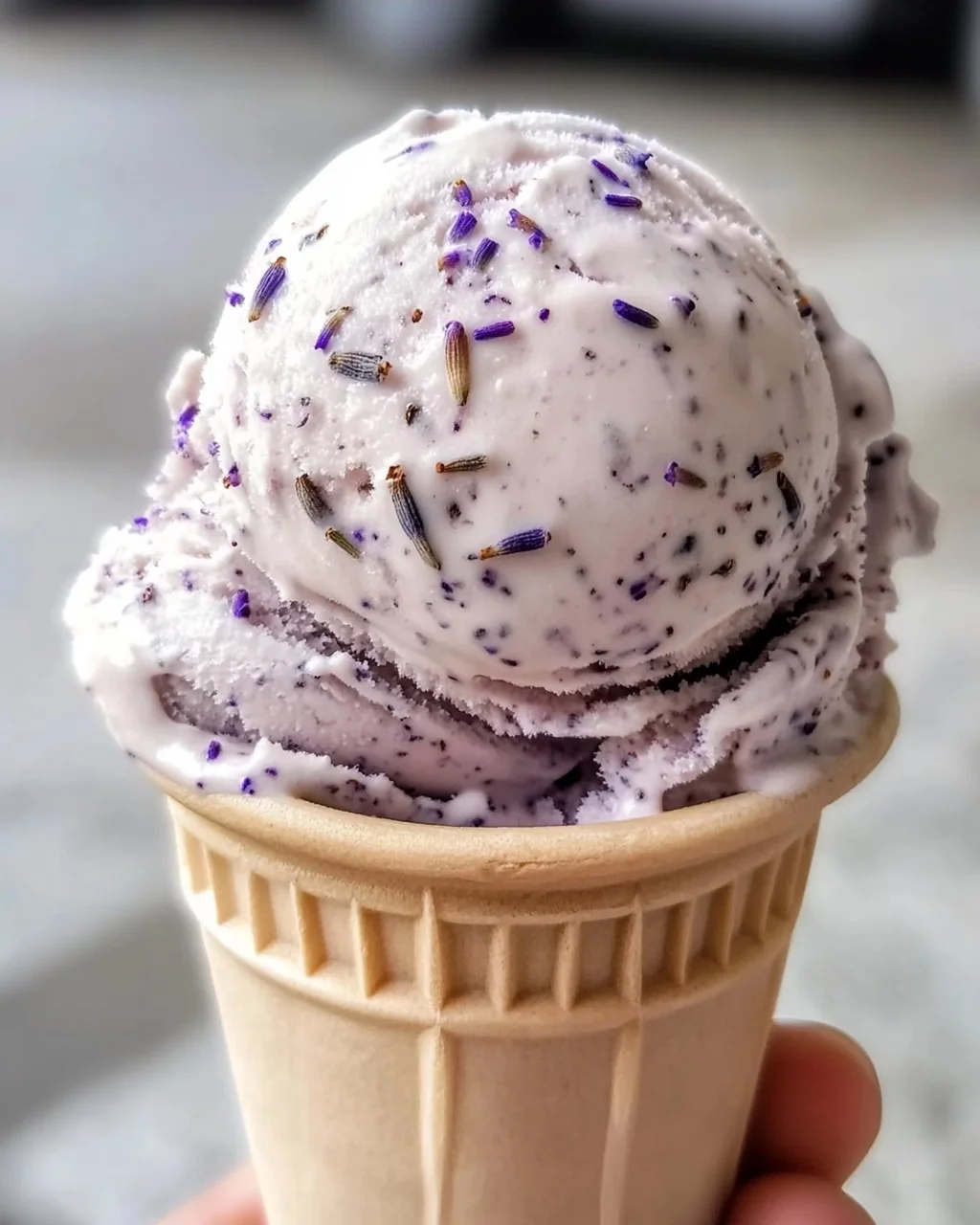 Lavendel Earl Grey Eiscreme selbstgemacht ohne Eismaschine